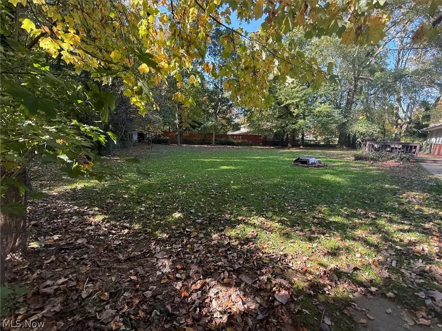 8257 Cricket Lane, Northfield, OH 44067 - #3