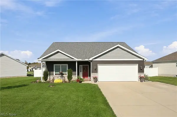 421 Northwoods Avenue, Wellington, OH 44090