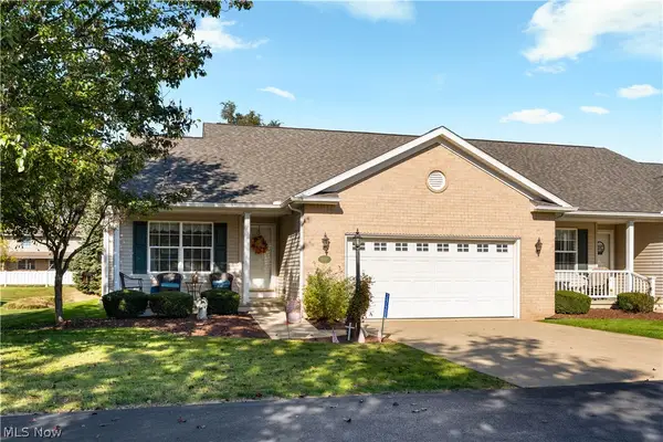 2728 Commons Nw Drive, Massillon, OH 44646