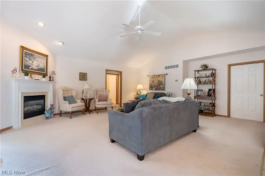 2728 Commons Nw Drive, Massillon, OH 44646 - #3