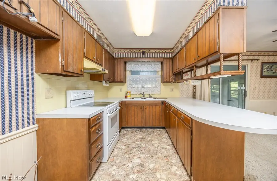 20 Windy Point Drive, Waterford, OH 45786 - #3