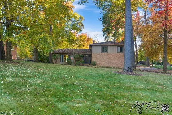 2958 Sherbrook Drive, Springfield, OH 44685