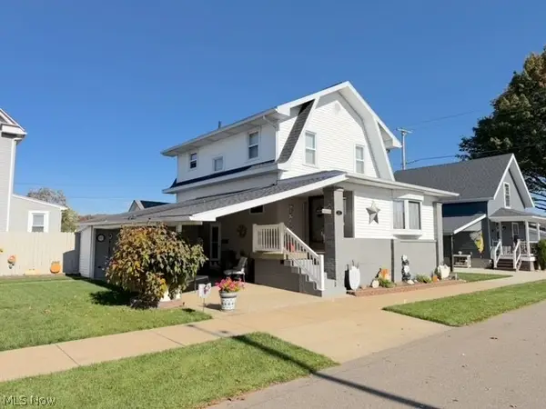 311 E 7th Street, Uhrichsville, OH 44683