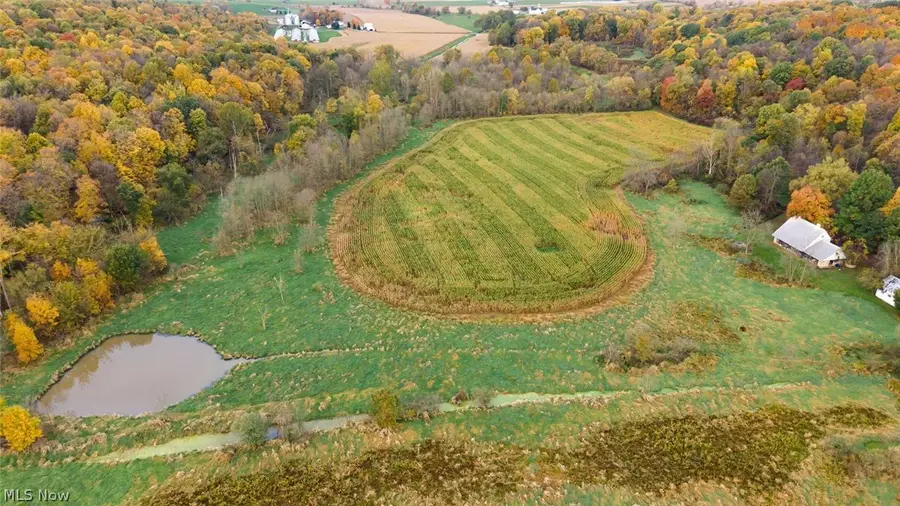 8897 Walnut Creek Bottom Nw Road, Dundee, OH 44624 - #3