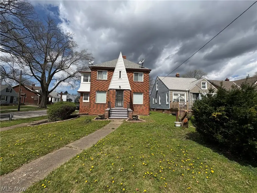 15501 Judson Drive, Cleveland, OH 44128 - #2