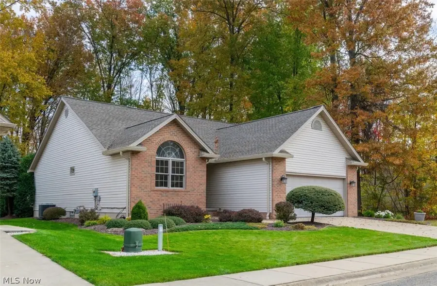222 Lucretia Lane, Columbiana, OH 44408 - #3
