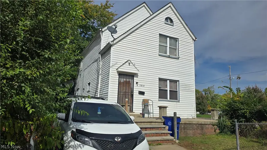 10939 Hampden Avenue, Cleveland, OH 44108 - #2