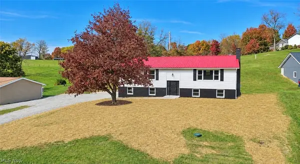 405 Walnut Hills Drive, Zanesville, OH 43701