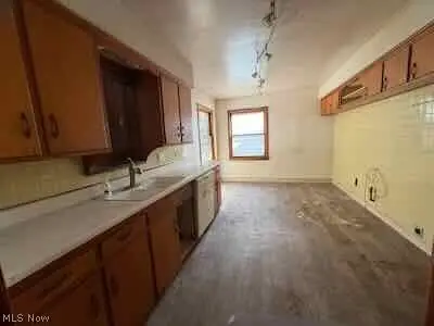 377 Halle Drive, Euclid, OH 44132 - #3