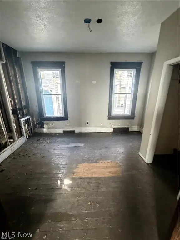 1919 Holmden Avenue, Cleveland, OH 44109 - #3