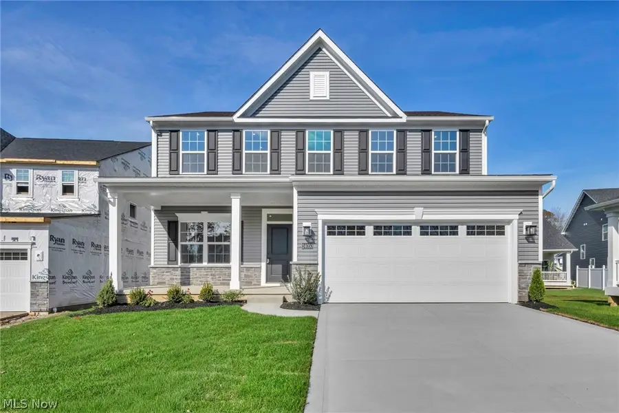 24050 W Pier Point, Olmsted Falls, OH 44138 - #2