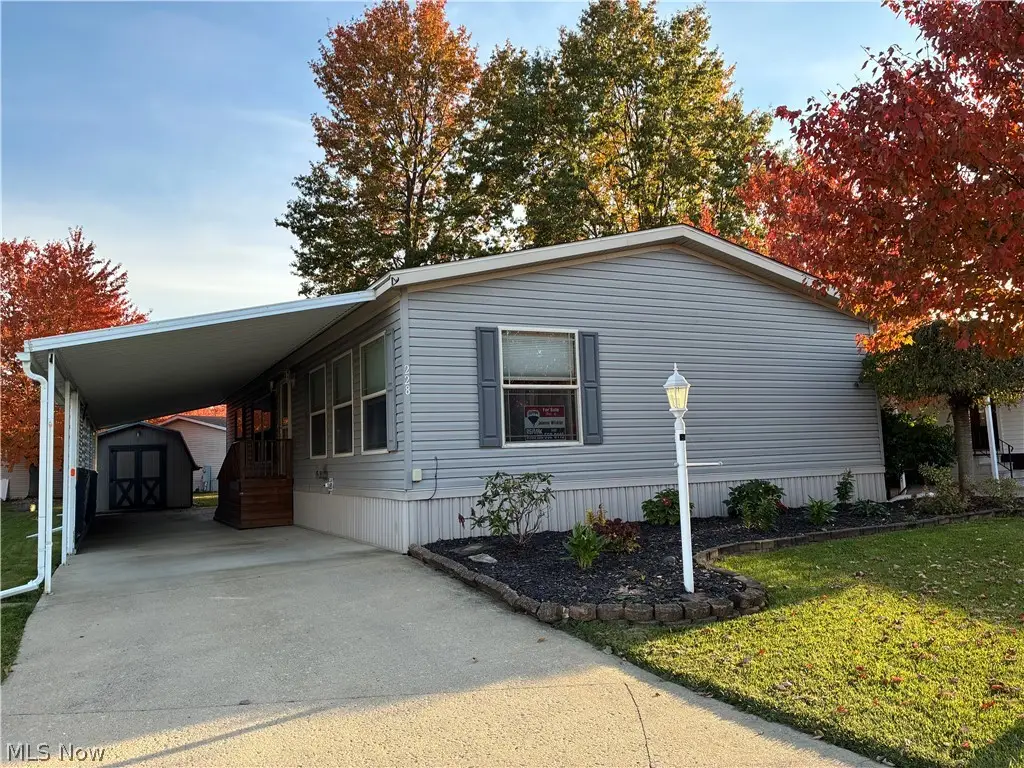 228 Pin Oak Circle, Elyria, OH 44035 - #1