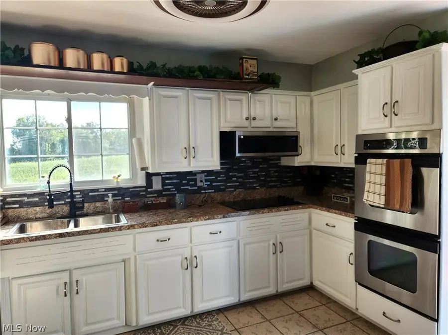 5261 Dailey Road, New Franklin, OH 44319 - #3
