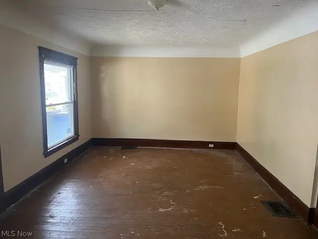 1224 E 87th Street, Cleveland, OH 44108 - #3
