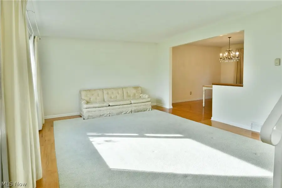 1061 Wilson Sharpsville Road, Cortland, OH 44410 - #3