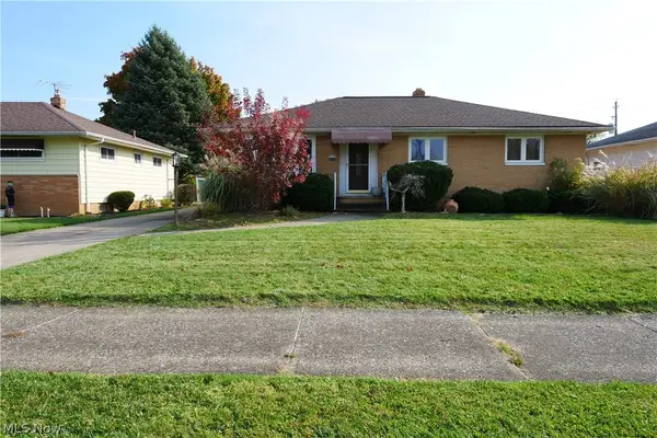7239 Oakwood Road, Parma, OH 44130