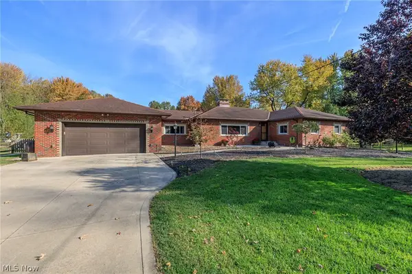 7747 Bronson Road, Olmsted Twp, OH 44138