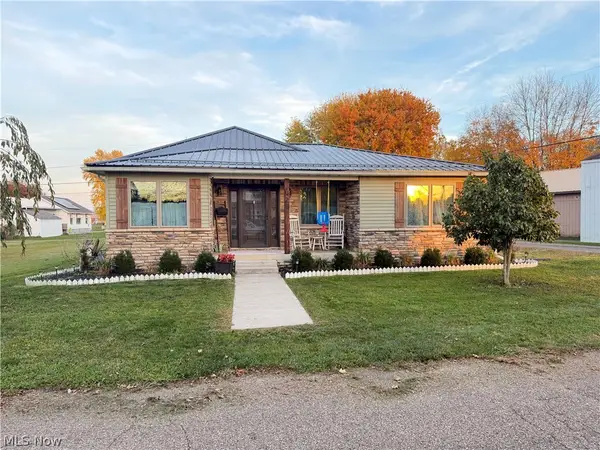 429 Dewey Avenue, Newcomerstown, OH 43832