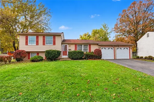 102 Blossom Lane, Niles, OH 44446