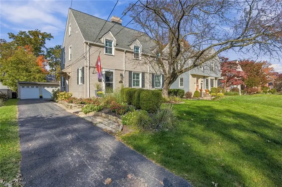 21348 Stratford Avenue, Rocky River, OH 44116 - #2