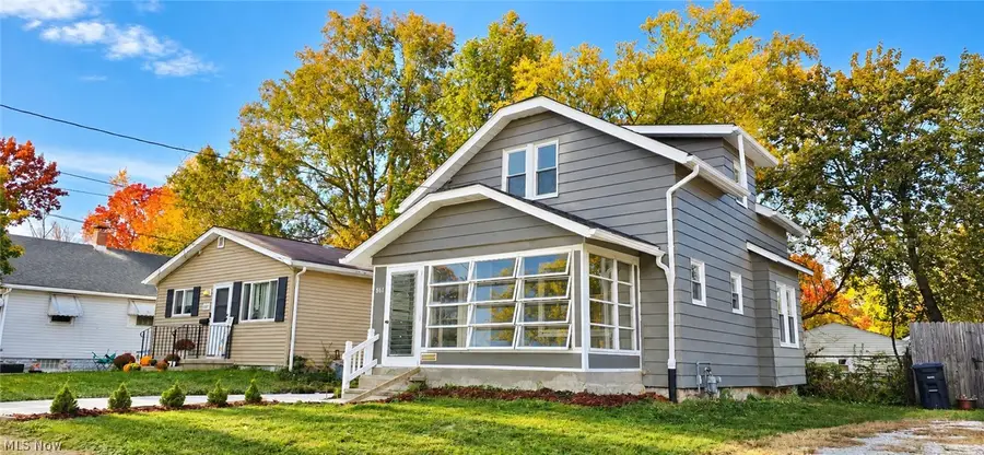 881 Merton Avenue, Akron, OH 44306 - #3