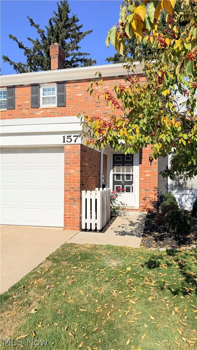 157 Drury Lane, Mayfield Heights, OH 44124 - #2