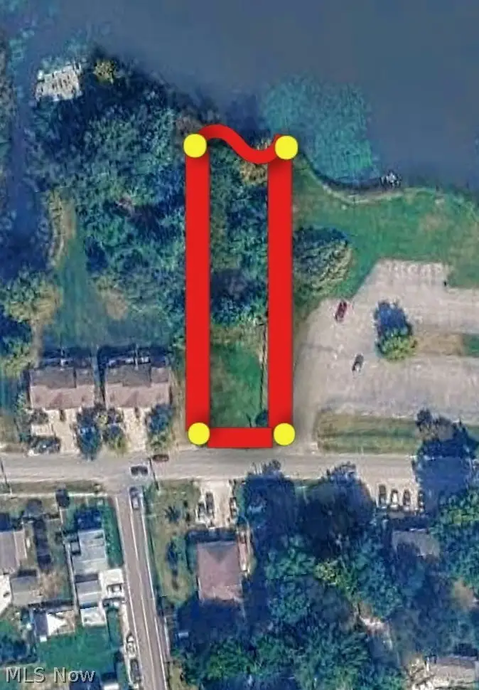 2399 Lakeside Drive, Lakemore, OH 44250 - #3