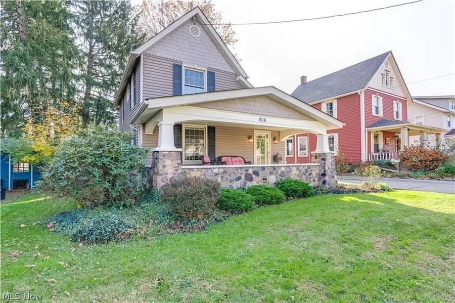 806 23rd Nw Street, Canton, OH 44708 - #2