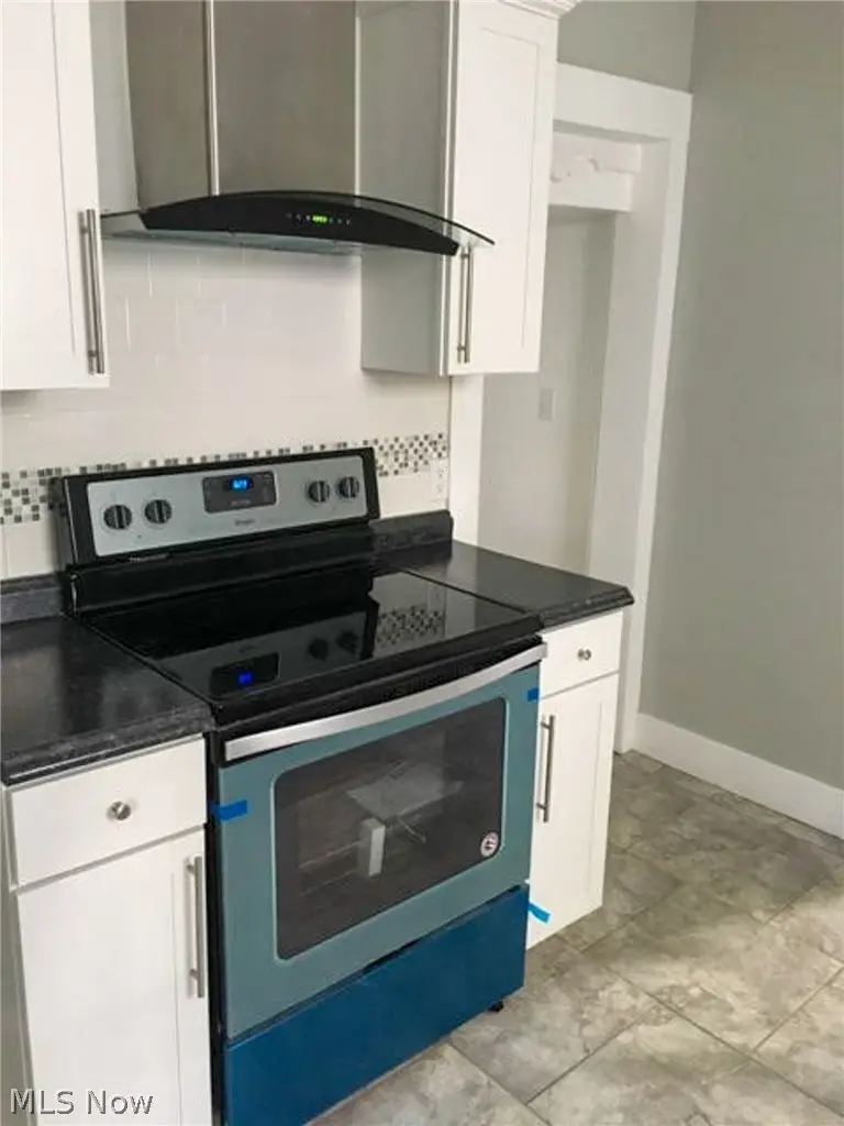 1919 Frazer Nw Avenue, Canton, OH 44709 - #3