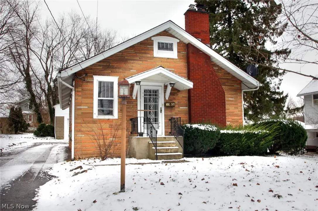 1708 18th Nw Street, Canton, OH 44703 - #1