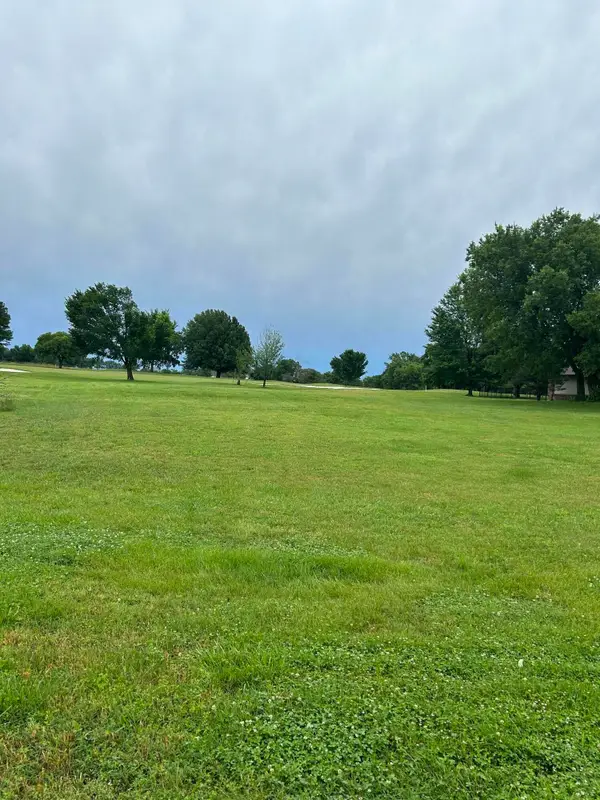 Pebble Beach, Afton, OK 74331