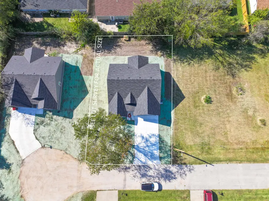 104 Zachary Drive, Grove, OK 74344 - Image #2