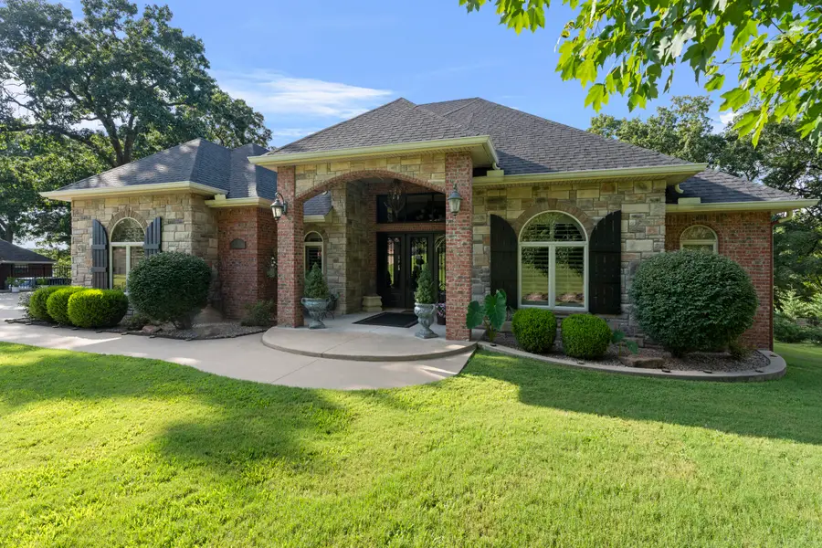3402 Callie Drive, Grove, OK 74344 - Image #2