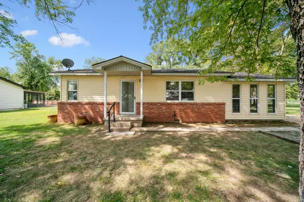 313 S Gray Court, Chouteau, OK 74337