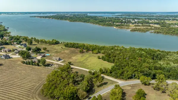 2300 Lookout Lane, Grove, OK 74344