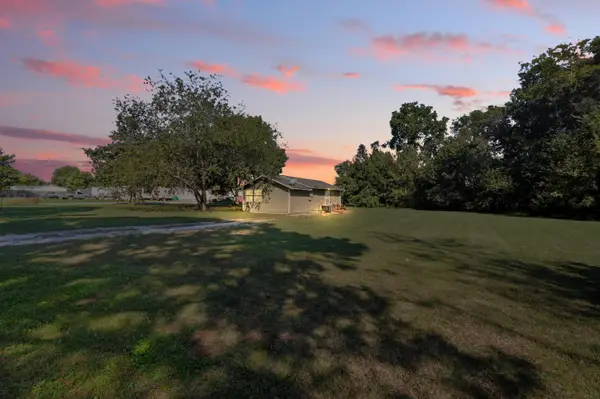 63176 E 282 Road, Grove, OK 74344