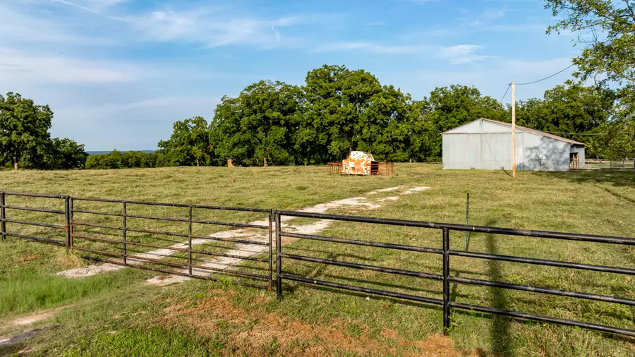 27660 S 620 Road, Grove, OK 74344 - Image #2