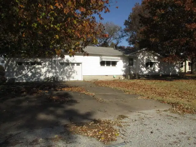 398 E Church Avenue, Fairland, OK 74343 - Image #1