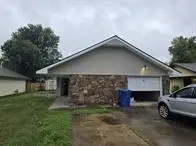 2213 Willow Lane, Miami, OK 74354