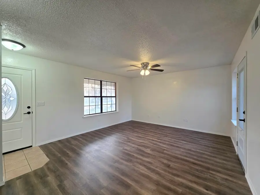 2233 Willow Lane, Miami, OK 74354 - Image #3