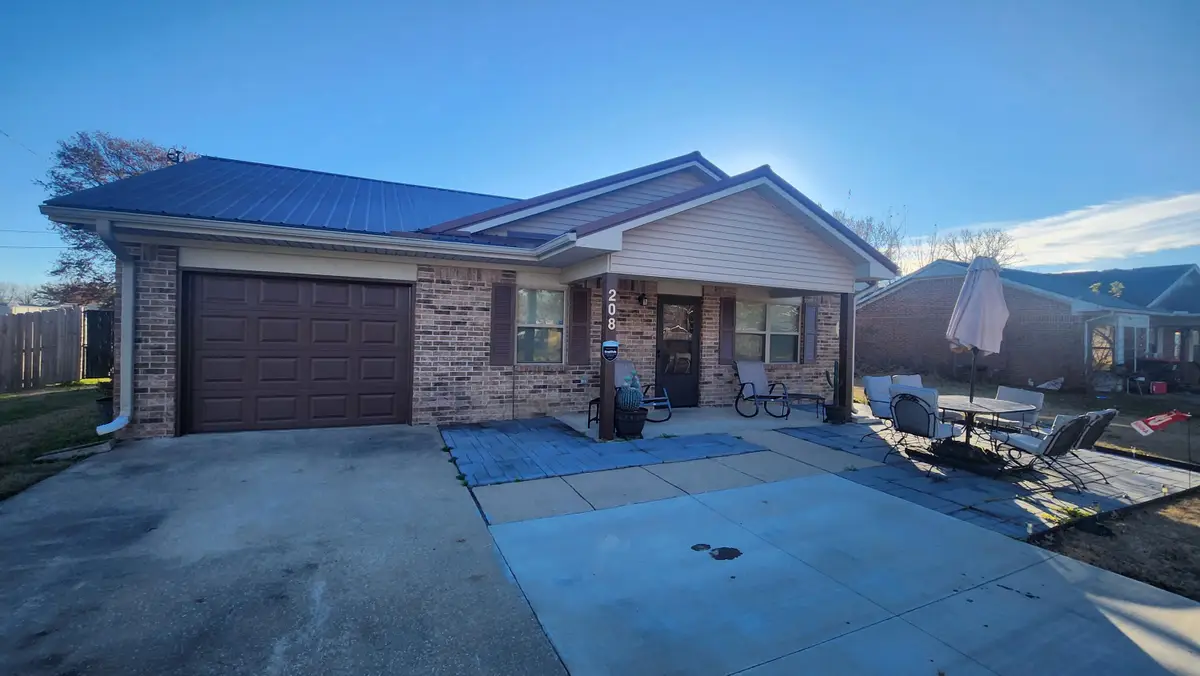 208 Nebraska Street, North Miami, OK 74358 - Image #1