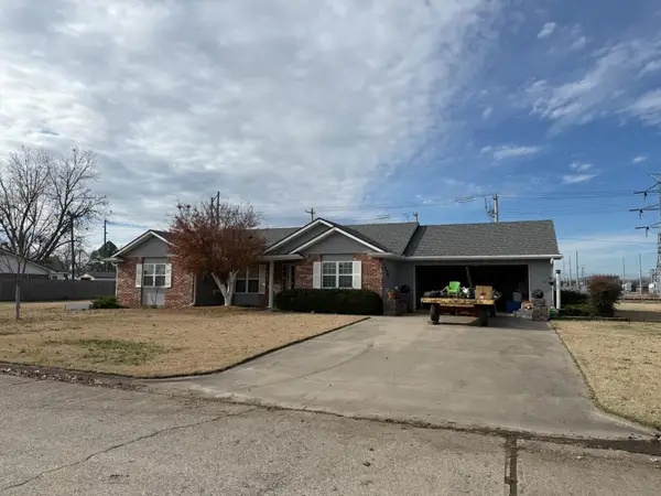 1427 Park Heights Street, Miami, OK 74354