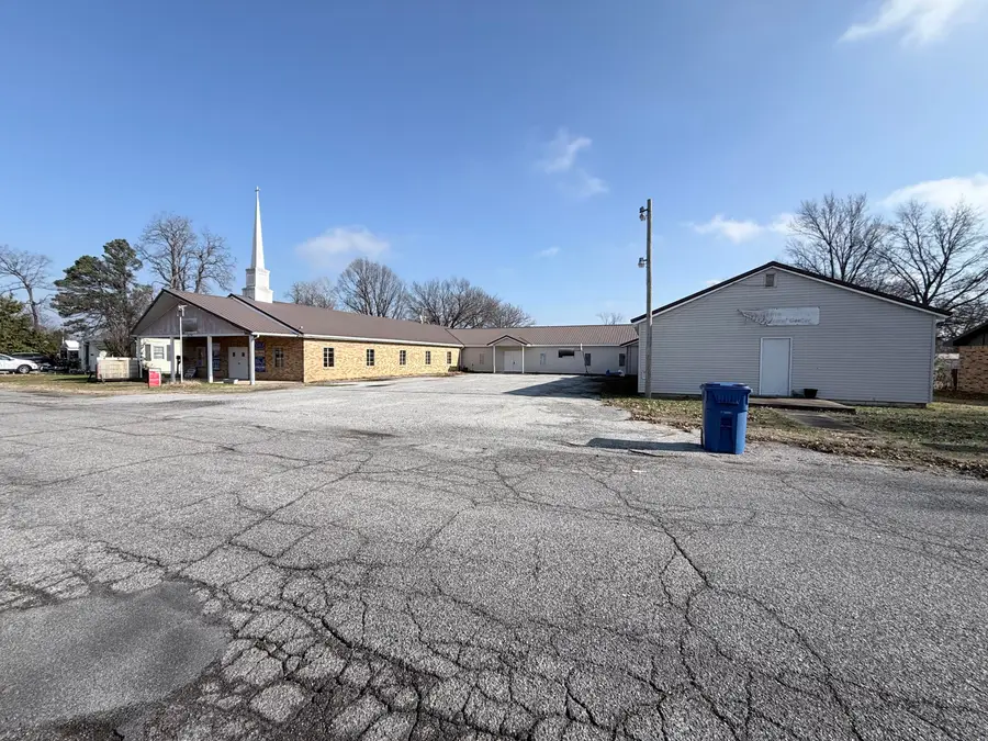 1834 A Street, Miami, OK 74354 - Image #3