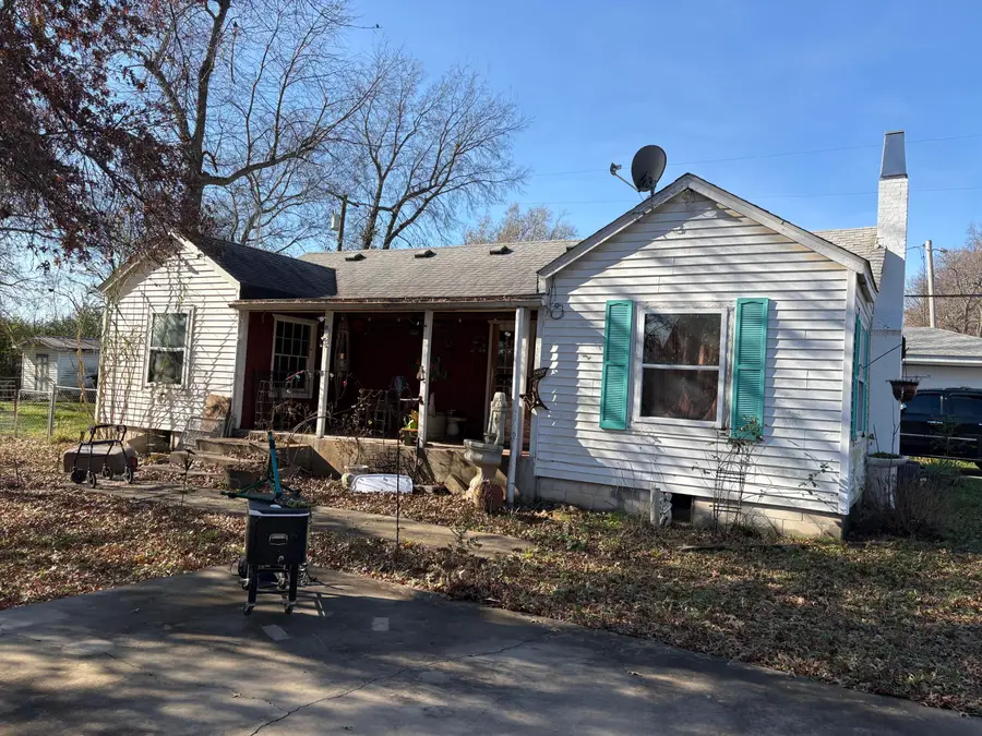 212 E 11th Street, Grove, OK 74344 - Image #2