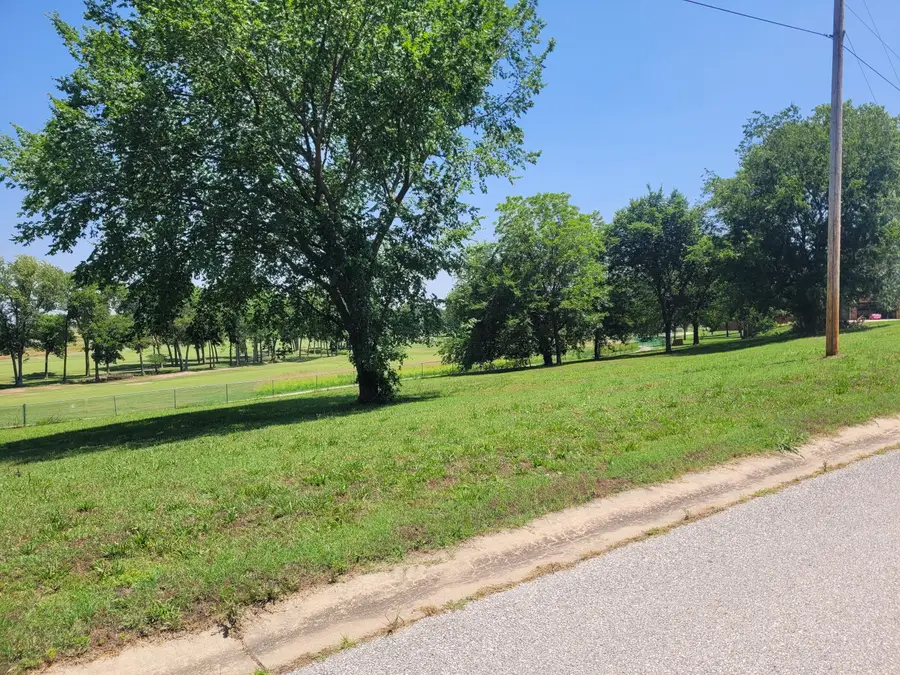 59608 W Circle Drive, Miami, OK 74354 - Image #2