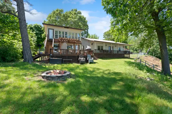 24701 S 613 Road, Grove, OK 74344