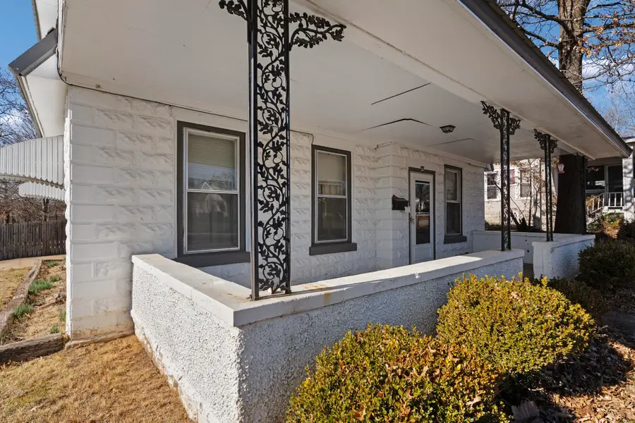 30 E Street, Miami, OK 74354 - #3