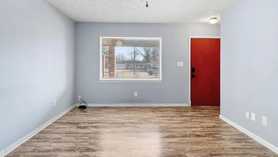 501 N Brown Street, Vinita, OK 74301 - #3