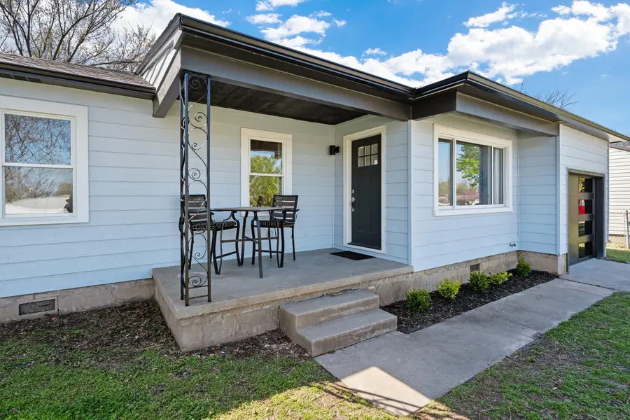 1925 B Street, Miami, OK 74354 - #2