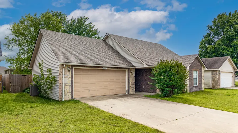 1003 Quail Run Road, Grove, OK 74344 - #3